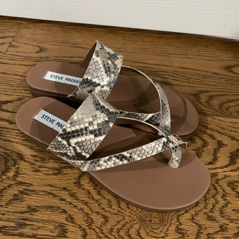 Steve Madden Athens Strappy Flat Sandal Natural Snake Faux Leather